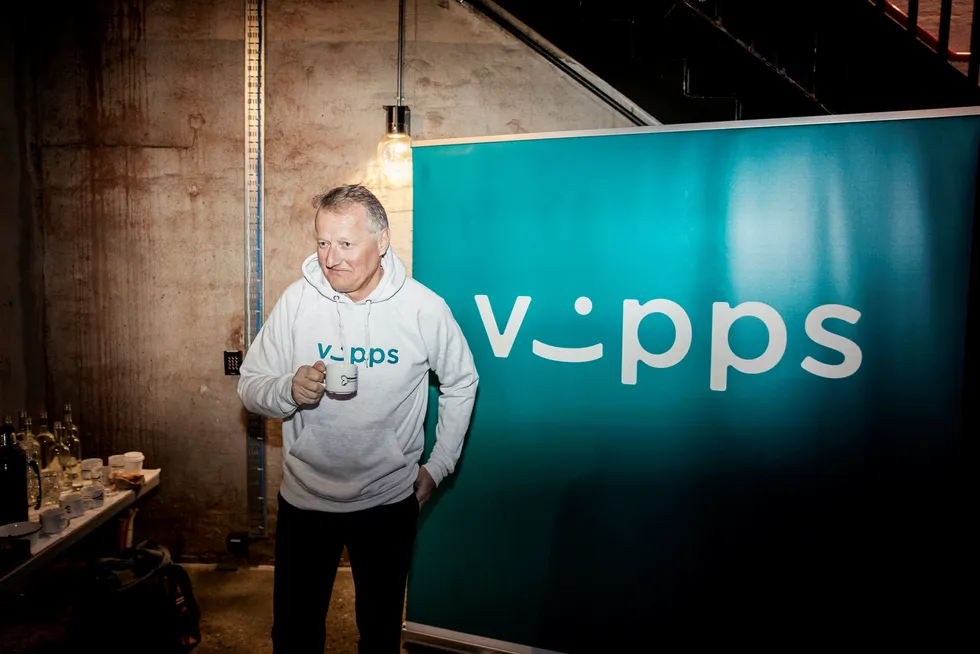 Konsernsjef Rune Bjerke på pressekonferanse da over 100 banker gikk inn i Vipps-samarbeid. Foto: Fredrik Bjerknes