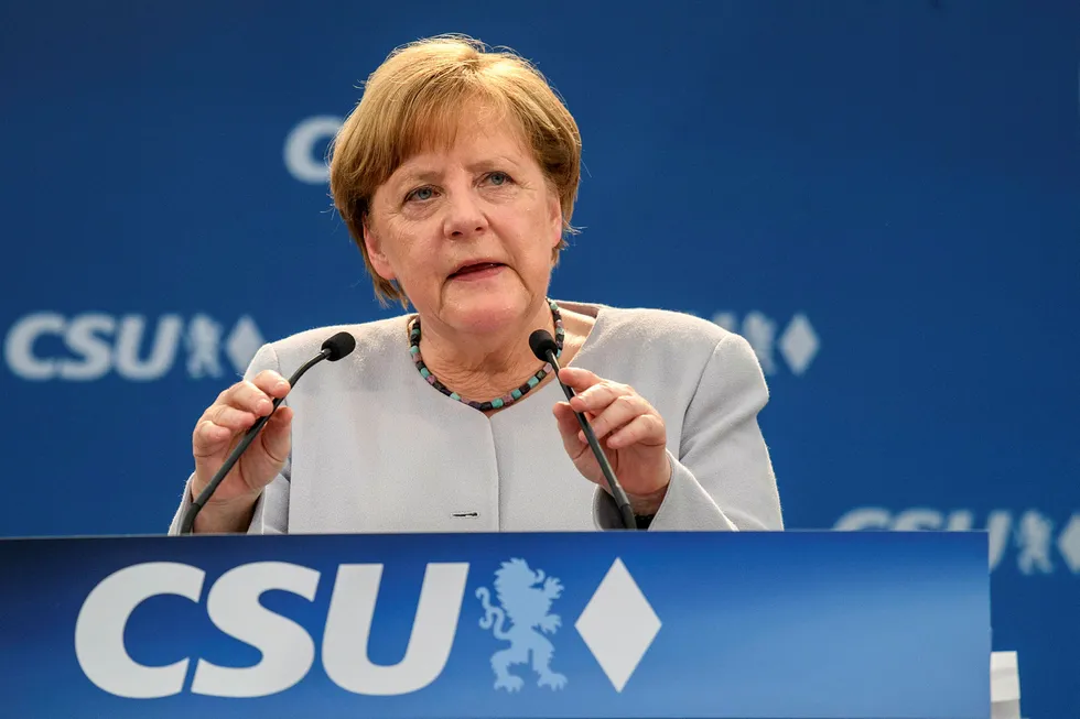 Tysklands statsminister Angela Merkel holdt søndag en tale i München der hun kom med skarpe uttalelser om forholdet til USA og Storbritannia. Foto: Matthias Balk / DPA / AP / NTB scanpix