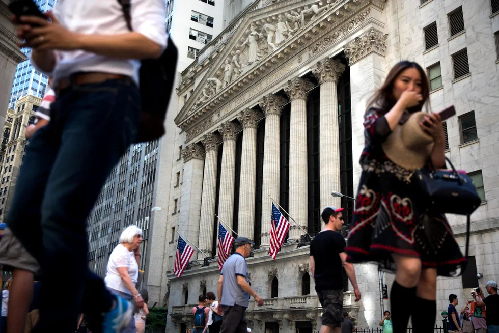 Oppturen på Wall Street onsdag stoppet ved åpningen av torsdagens handelsdag.