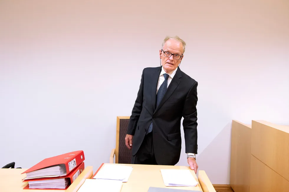 Dag Kongshaug Sagstad kjempet mot avsettelse både som styreleder og daglig leder i den veldedige Olof Nylins stiftelse. Nå er han også fratatt advokatbevillingen.