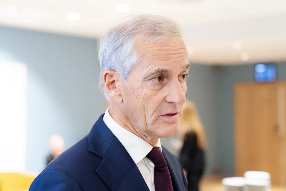 Ingen «pakke» til oljeindustrien, sier statsminister Jonas Gahr Støre på olje- og energimesse ONS i Stavanger.