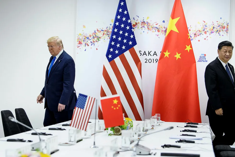 USAs president Donald Trump varslet torsdag kveld økte tollsatser mot Kina.
