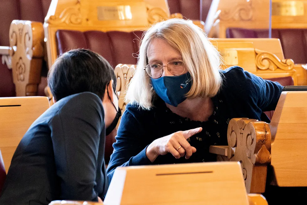 Tidligere utenriksminister Ine Eriksen Søreide (H) og utenriksminister Anniken Huitfeldt (Ap) var rykende uenige under et lukket møte i Stortinget hvor regjeringens Ukraina-håndtering var tema.