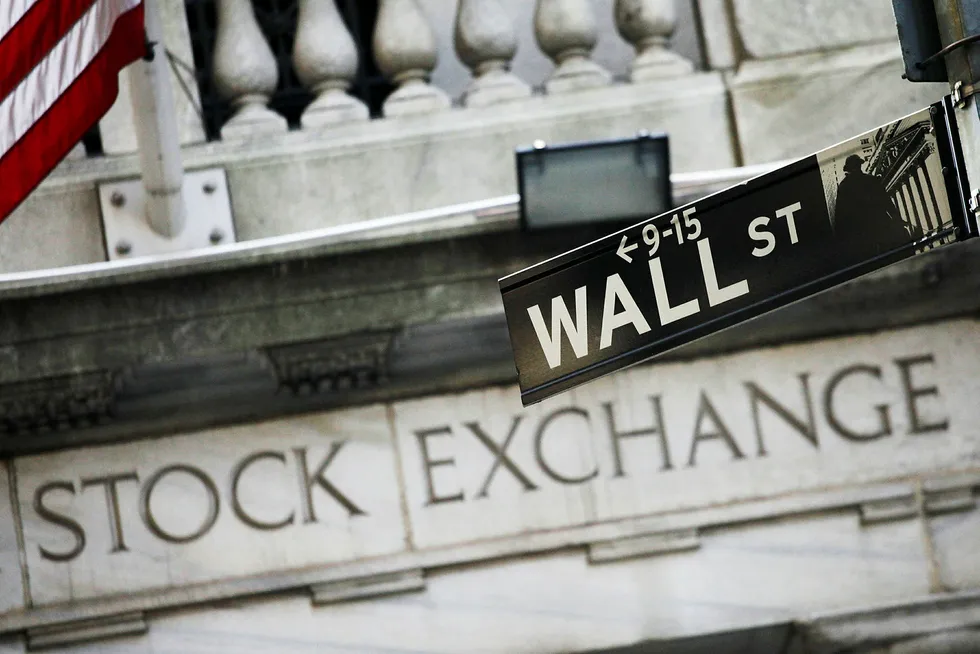 De amerikanske børsene stiger mandag. Foto: AP Photo/Mark Lennihan