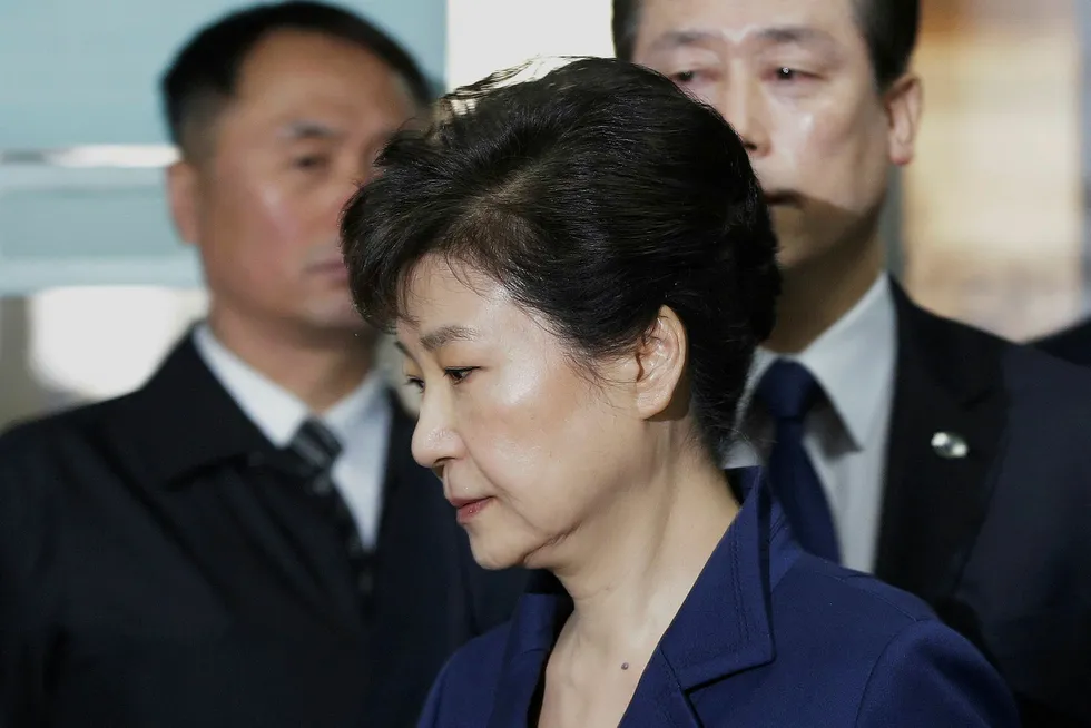 Sør-Koreas avsatte president Park Geun-hye er tiltalt for korrupsjon. Rettssaken ventes å åpne i løpet av få uker, og Park vil bli sittende i varetekt. Foto: AHN YOUNG-JOON