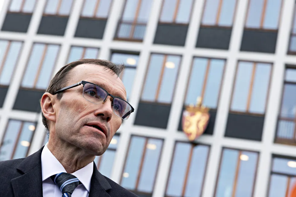 Utenriksminister Espen Barth Eide undervurderer hvor mye uforutsigbarheten koster bedriftene, skriver Anniken Hauglie.