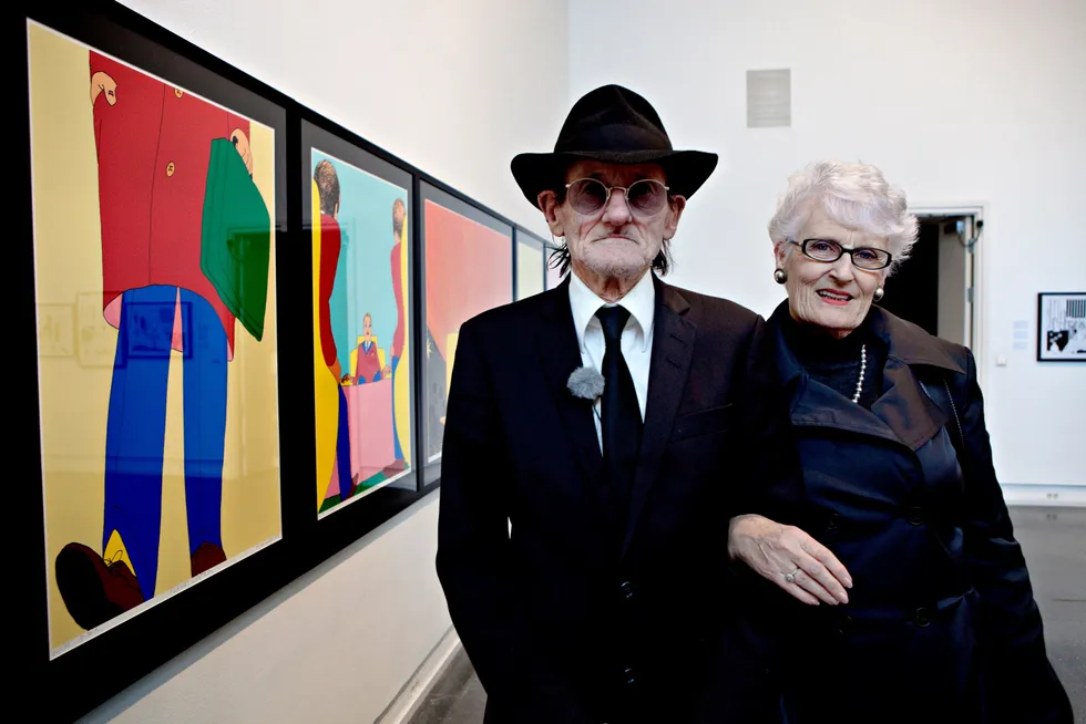Pushwagner sammen med søsteren Grete Wivestad på Kunstnernes Hus under Høstutstillingen i 2009. Hun hadde bodd i USA siden 1959, men besøkte broren for å støtte ham under en rettssak.