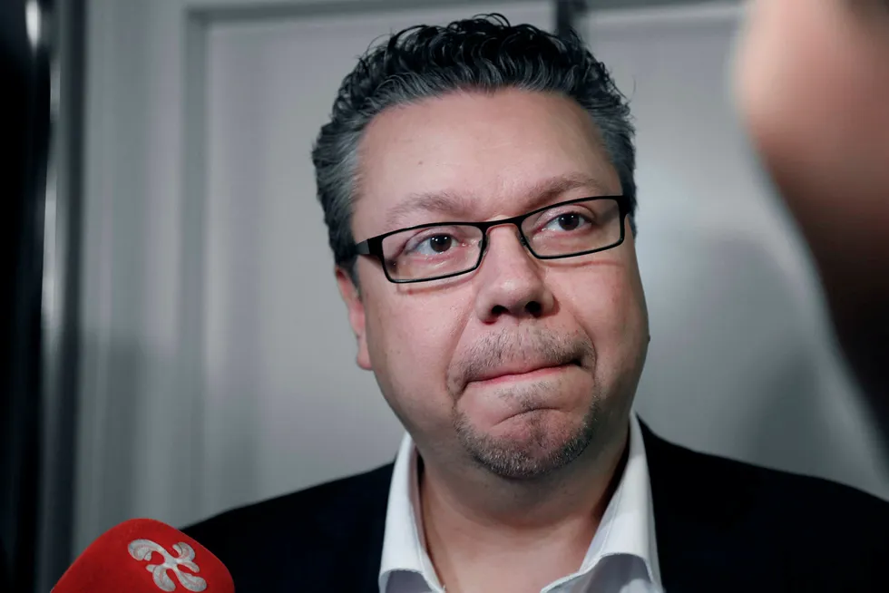 Frp-politiker Ulf Leirstein melder seg ut av partiet.