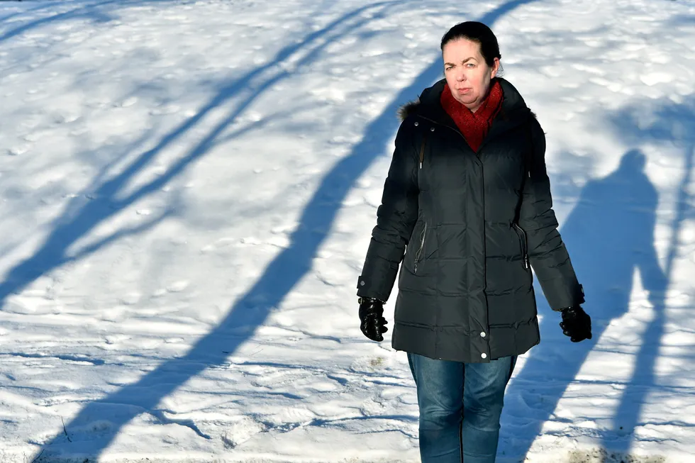 Mona Bendixen (55) fra Furuset i Oslo har snart vært permittert i ett år på grunn av koronakrisen. Hun kunne gjerne tenkt seg å ta et lederkurs for å styrke kompetansen.