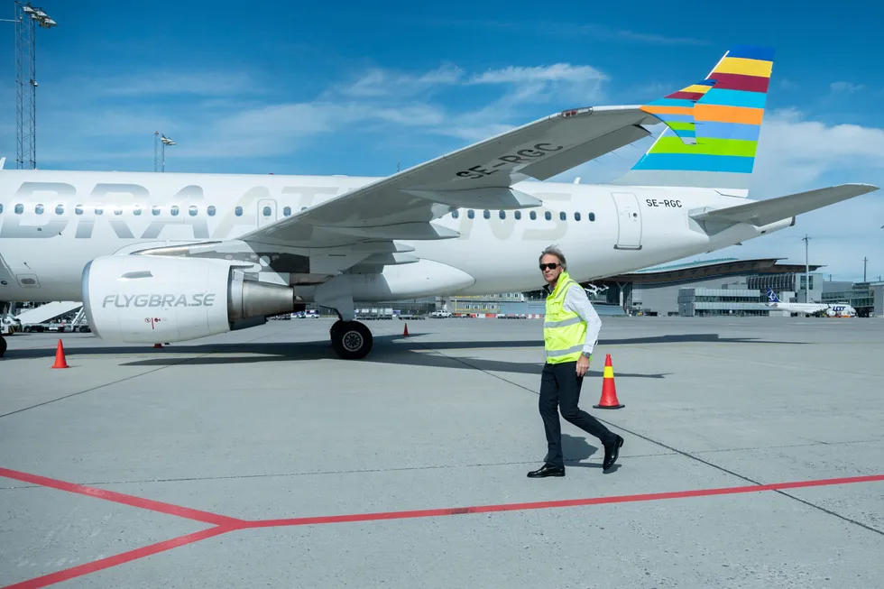 I juli var London-baserte Per G. Braathen (bildet) innom Oslo lufthavn for å vise frem den nyeste satsingen med Airbus A319-fly i chartermarkedet. Få måneder senere endte det på nytt i domstolen.