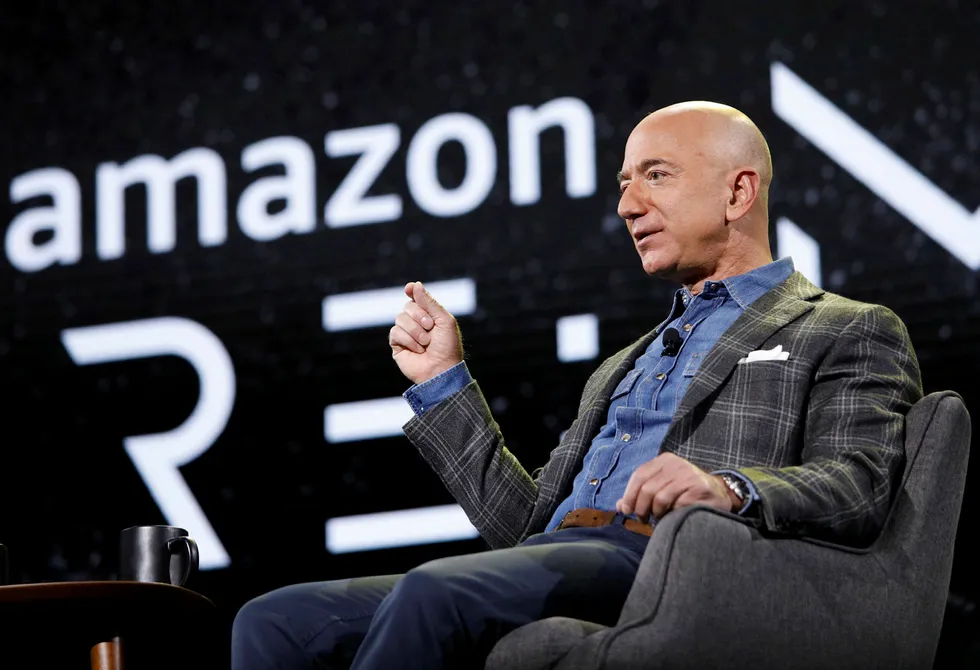 Amazon-toppsjef Jeff Bezos har økt formuen betraktelig siden koronaviruset brøt ut. Han har ifølge Bloomberg Billionaire Index vært verdens rikeste siden 2017.