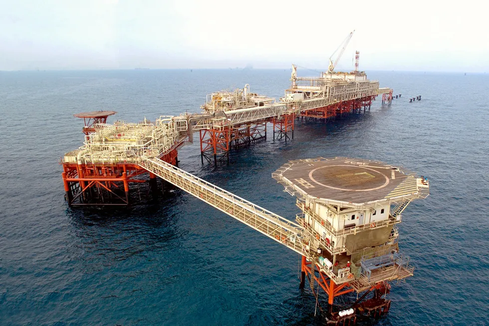 Oilfield expansion: Zakum West super complex in the Persian Gulf