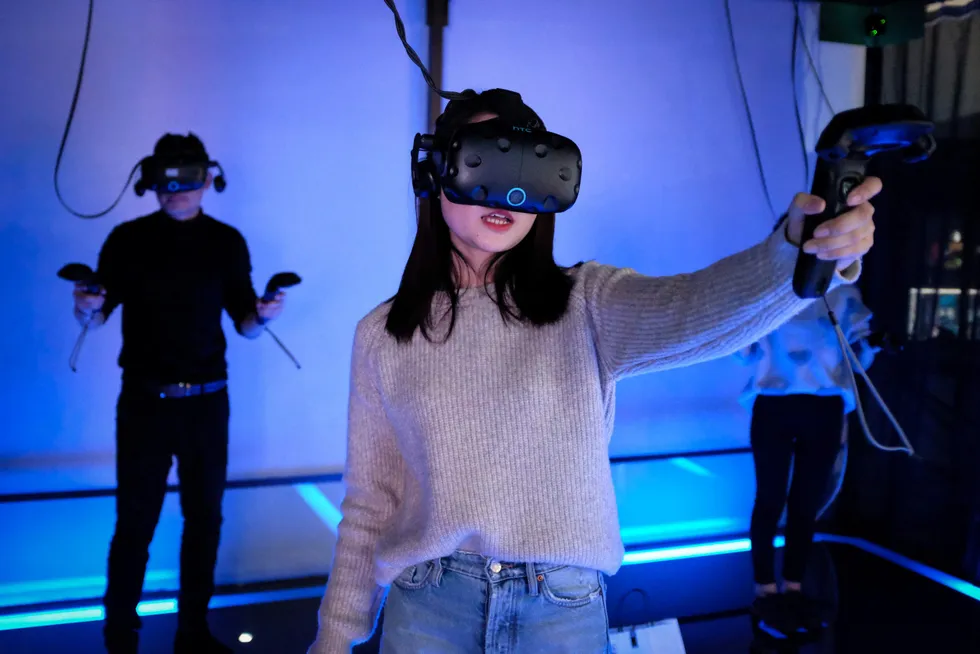 Virtual reality-teknologien (VR) har utviklet mulighetene for vår sosiale interaksjon på digitale plattformer. På godt og vondt.