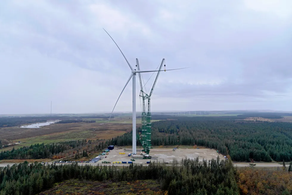 Siemens Gamesa's 14MW SG 14-22 DD wind turbine being installed at Osterild, Denmark.