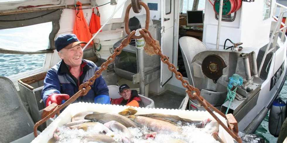 Kjell Karlsen og Odd Magne Mortensen på Fjordbuen Kjøllefjord mai 2009. Arkivfoto: Bjørn Tore Forberg.