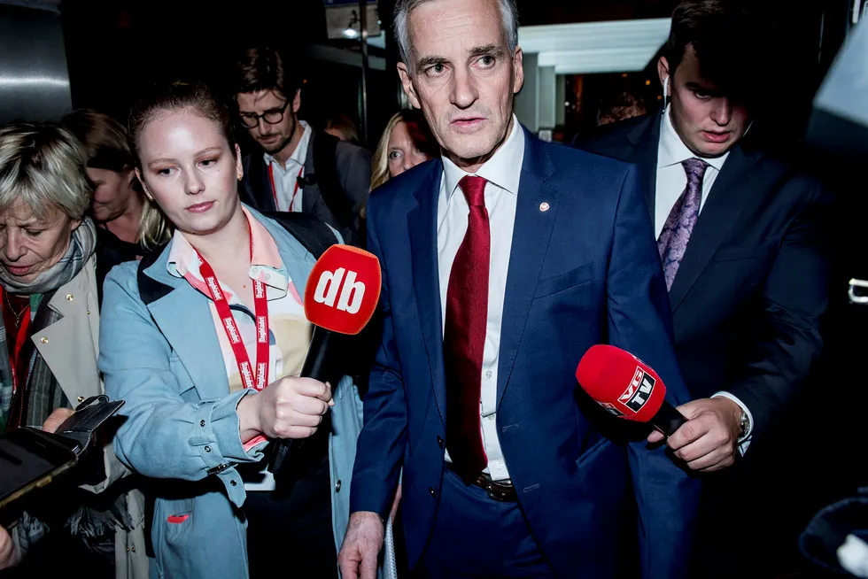 Ap-leder Jonas Gahr Støre (bildet) og resten av partiledelsen bør vurdere sin stilling etter et dårlig valg, mener leder Steffen Høiland i Fellesforbundet i Nord-Rogaland.