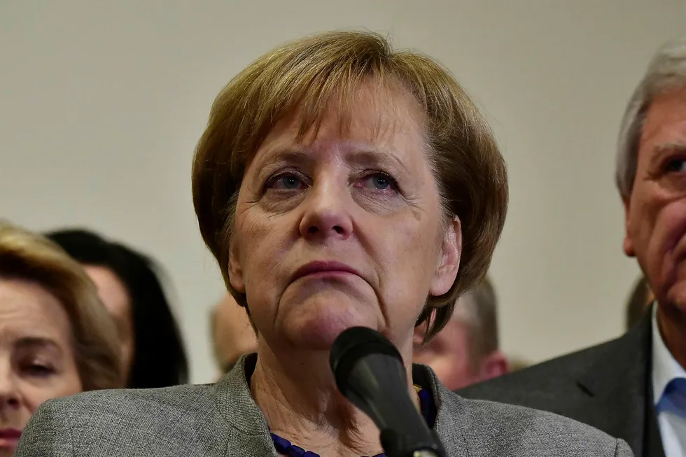 Tysklands forbundskansler Angela Merkel må skuffet konstatere at regjeringsforhandlingene har brutt sammen. Foto: Tobias Schwarz/AFP photo/NTB scanpix