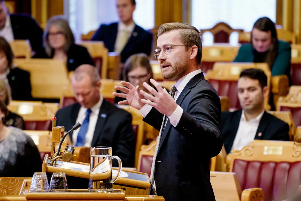 Venstre-nestleder Sveinung Rotevatn vil gi folk ekstraordinære skattekutt.