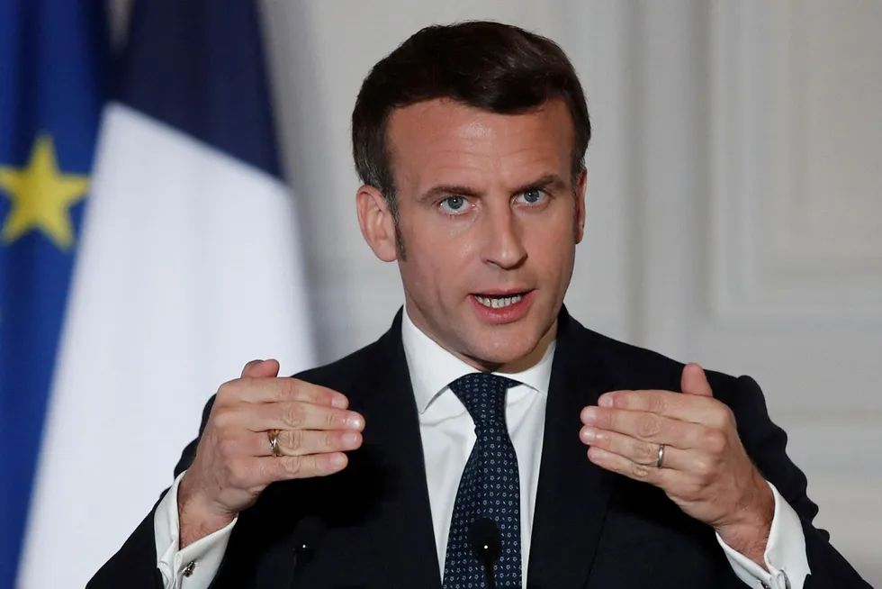 EU må svare på britenes vaksinenasjonalisme, sa Frankrikes president Emmanuel Macron etter toppmøtet torsdag.