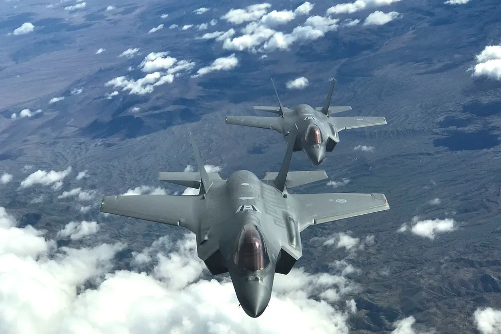 En hybrid-krig alene vil ikke kunne «vinnes» fra luften av F-35 eller av nye ubåter. Foto: Kyle Van Der Wagen / USAF
