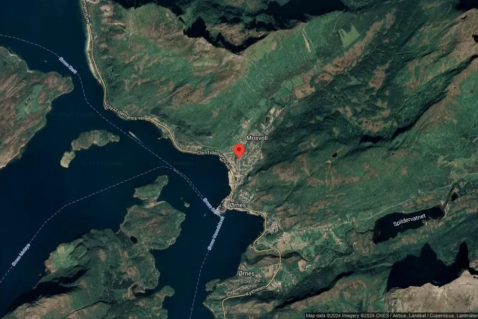 Området rundt Idrettsveien 11, Meløy, Nordland