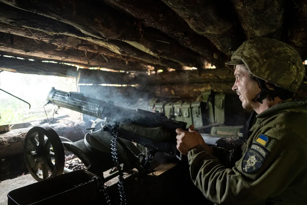 Den som vinner på slagmarken, vinner politisk, skriver Janne Haaland Matlary. Ukrainsk soldat ved fronten i Donetsk 21. juni.