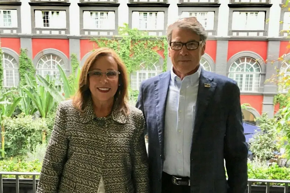 Energy secretaries: Rocio Nahle, soon to take on the top energy post of Mexican president-elect Andres Manuel Lopez Obrador, meets with US counterpart Rick Perry