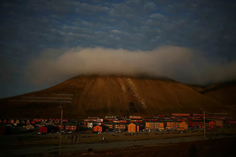 Staten etablerer lokalkontor i Longyearbyen på Svalbard.