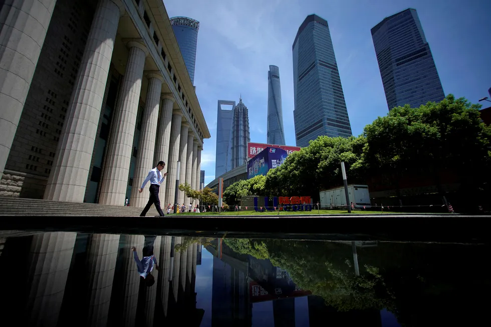 Shanghai-basert storbank tatt for juks. Bildet viser finansdistriktet Pudong i Shanghai. Foto: Aly Song/Reuters/NTB Scanpix
