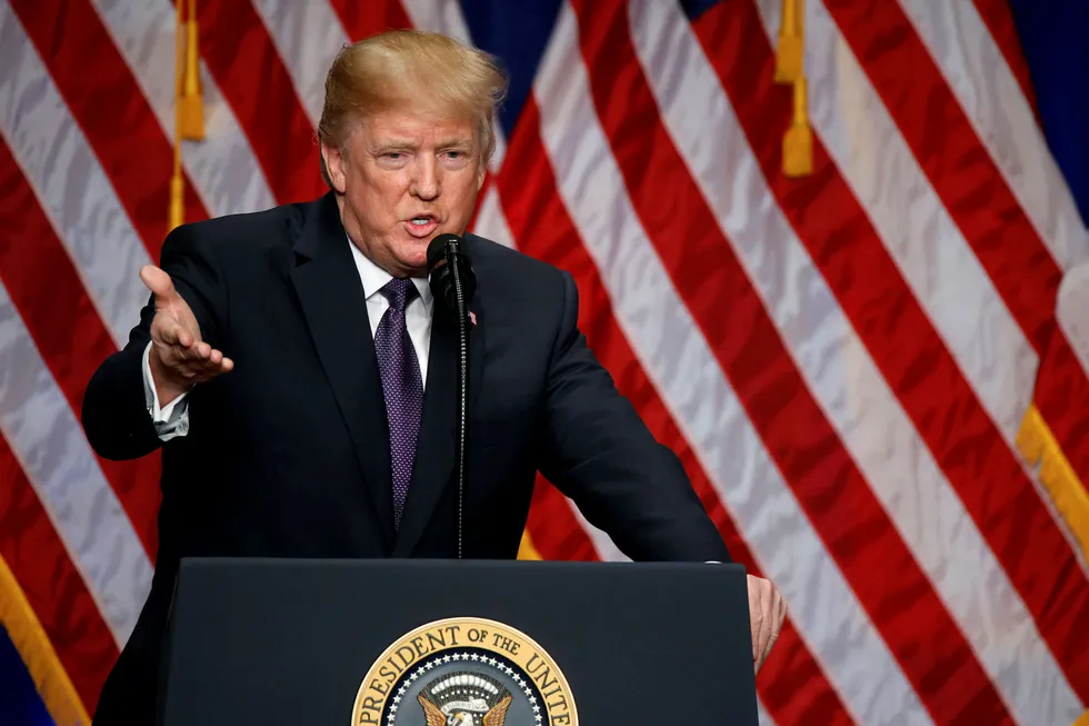 USAs president Donald Trump mener underskudd på handelsbalansen er et tegn på svakhet. Foto: Joshua Roberts/Reuters/NTB Scanpix