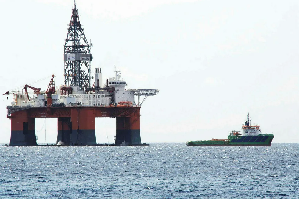 New contract: the Grupo R-owned semi-submersible drilling rig La Muralla IV