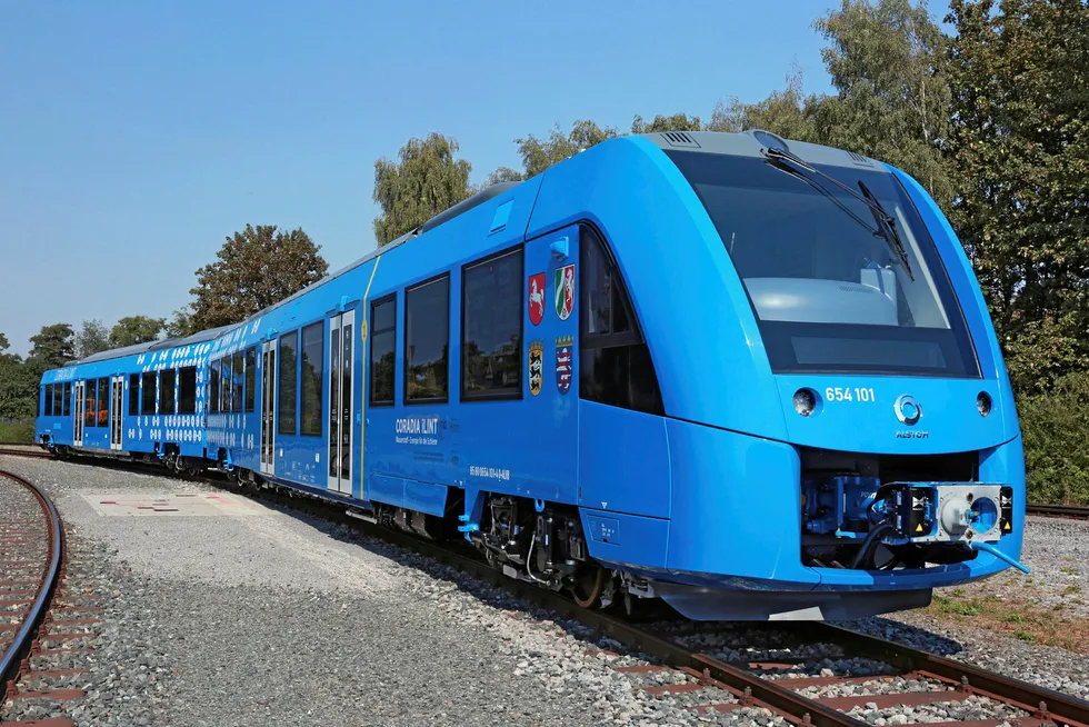 Growth engine: an Alstom iLint hydrogen train in Germany
