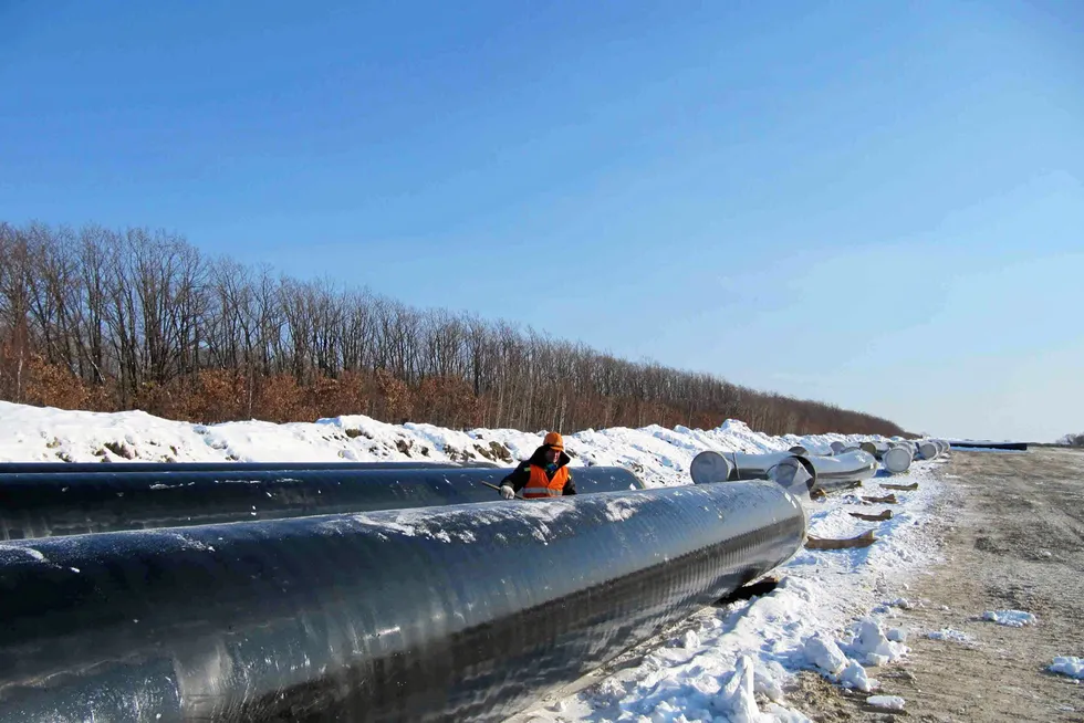 Upgrade completed: inspection of pipe delivered for construction of the Sakhalin-Khabarovsk-Vladivostok gas pipeline.
