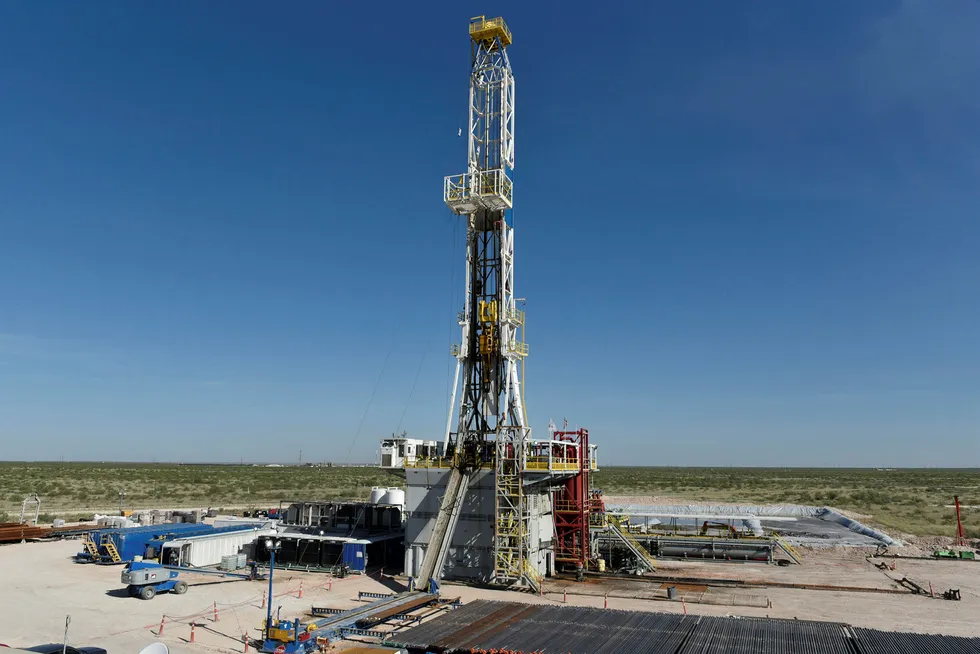Rig count: Texas rigs fell by seven this week