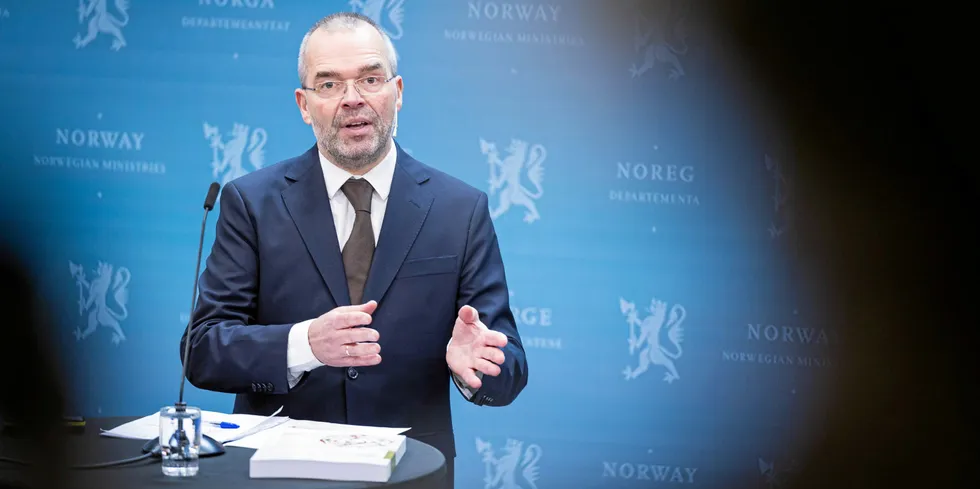 Ragnar Torvik leder regjeringens faste rådgivende utvalg for økonomisk politikk.