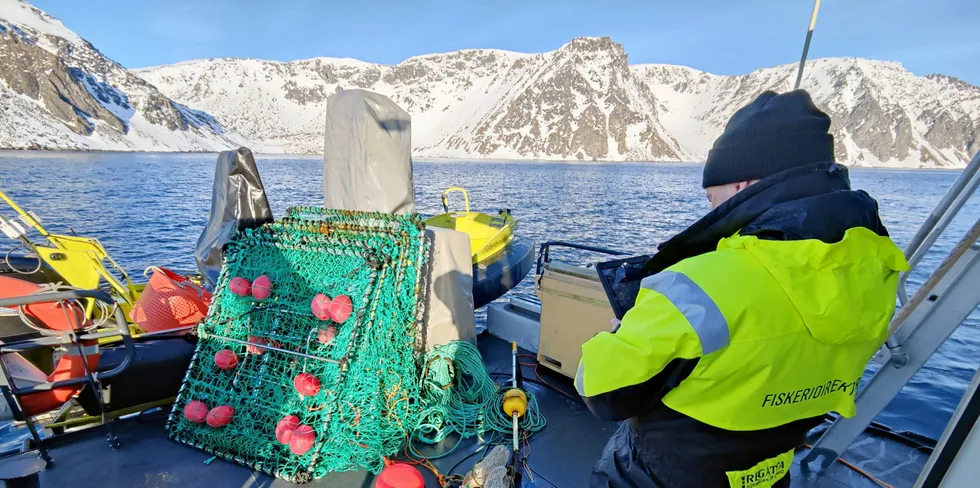 To av båtene Fiskeridirektoratet har kontrollert fikk teiner beslaglagt.