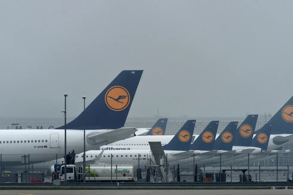 Lufthansa-fly på Franz-Josef-Strauss-flyplassen i Munchen. Foto: CHRISTOF STACHE