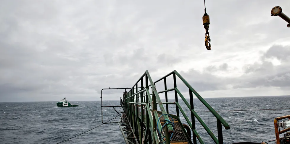 Norsk olje og gass støtter imidlertid fullt opp om at det er behov for mer forskning for å øke kunnskapen om mulige påvirkninger av menneskelige (antropogene) aktiviteter på organismer og økosystemet.