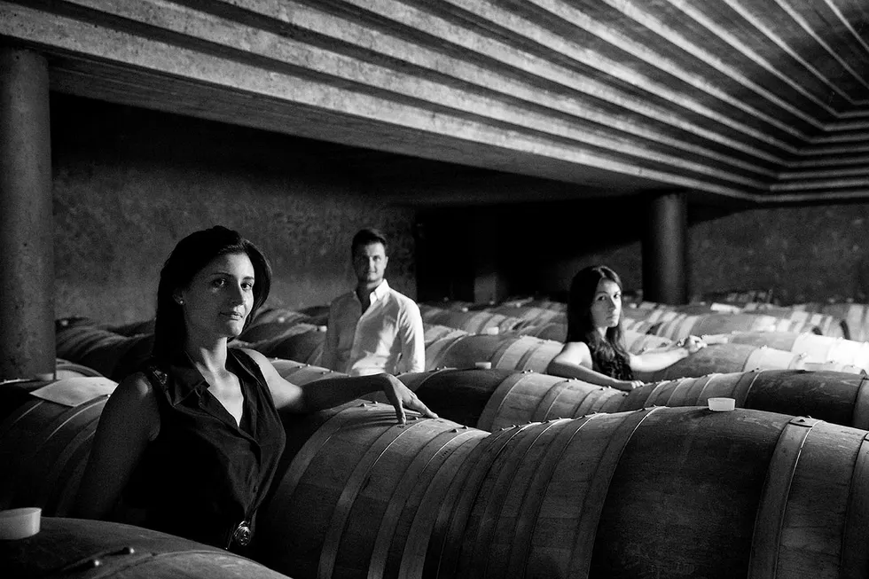 Paradigmeskifte. Søsknene Gaia, Giovanni og Rosanna Gaja driver det berømte Piemonte-huset videre med fabelaktige viner. Foto: Cyrill Matter/Gaja