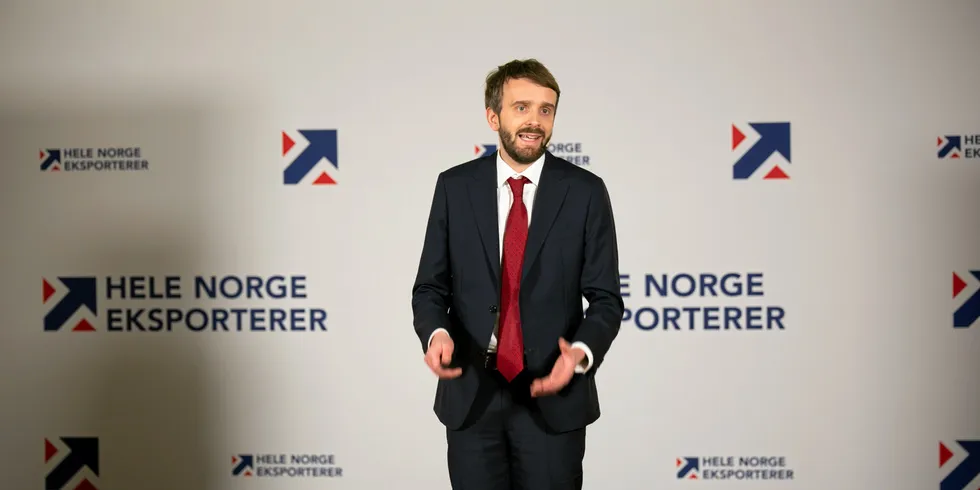 Næringsminister Jan Christian Vestre (Ap) la torsdag frem eksportsatsingen «Hele norge eksporterer». I dette innlegget svarer næringsministeren Geir Ove Ystmark, administrerende direktør i Sjømat Norge, og Sverre Johansen, generalsekretær i Norges Fiskarlag.