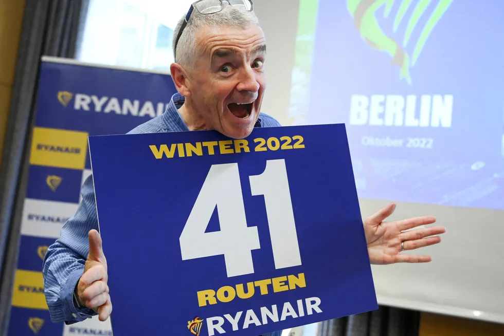 Ryanair-sjef Michael O'Leary, langer nok en gang ut mot Norwegian i et podkastintervju med oljefondssjef Nicolai Tangen.