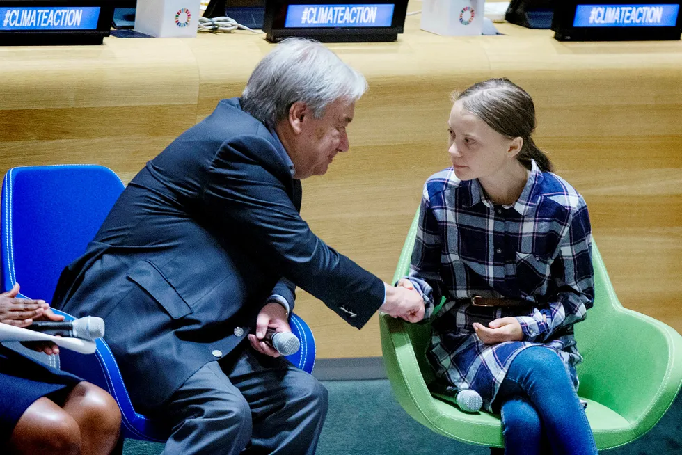 FNs generalsekretær António Guterres har alliert seg med den svenske klimaaktivisten Greta Thunberg. Lørdag deltok de sammen på Youth Climate Summit i FN-hovedkvarteret. Mandag taler hun på FNs klimatoppmøtet.