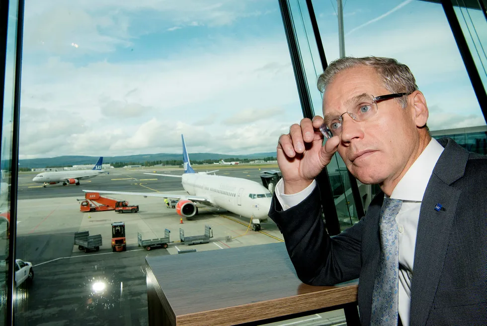 SAS' konsernsjef Rickard Gustafson er i Oslo for å forsøke og løse pilotstreiken i Norge. Samtidig reagerer han på pilotenes uttalelser. Foto: Mikaela Berg