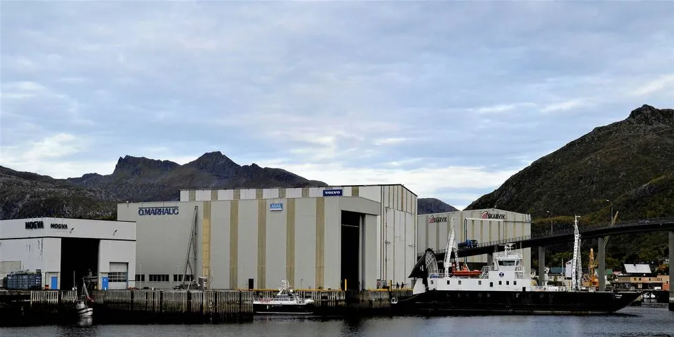 Attraktiv: Verftsindustrien har gjort Svolvær havn mer attraktiv for fiskeflåten.Foto: Alf Fagerheim