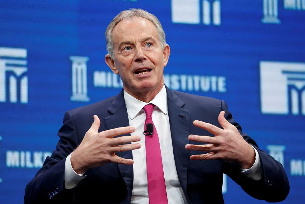FILE PHOTO: Former British Prime Minister Tony Blair speaks at the Milken Institute Global Conference in Beverly Hills, California, U.S., May 3, 2016. REUTERS/Lucy Nicholson/File Photo Foto: Lucy Nicholson