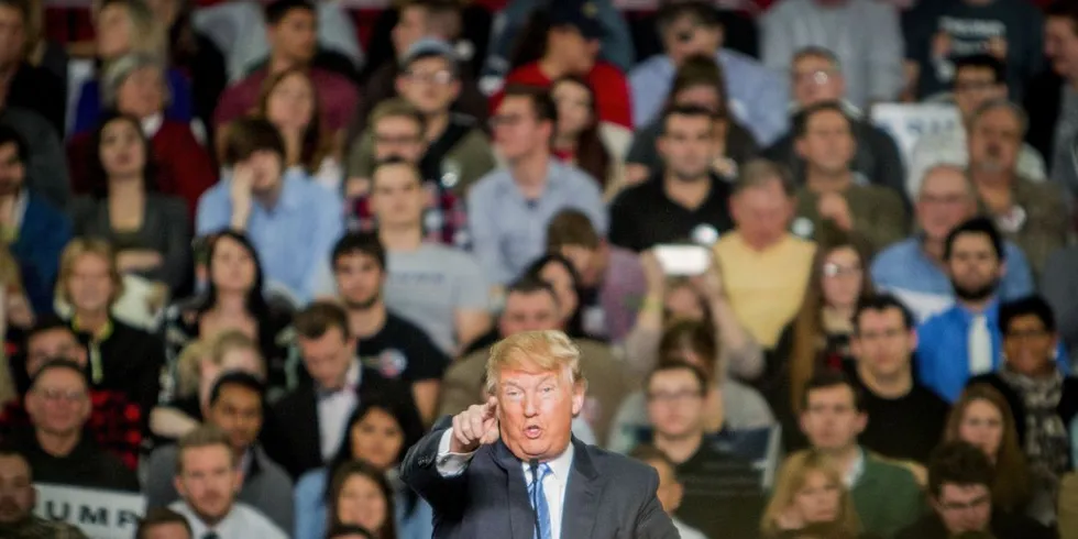 Donald Trump leder nå soleklart på meningsmålingene foran primærvalgene. Med Trump som president kan vi få se en vridning av amerikansk handelspolitikk med mindre frihandel og mer handelsrestriksjoner. Foto: Ørjan F. Ellingvåg