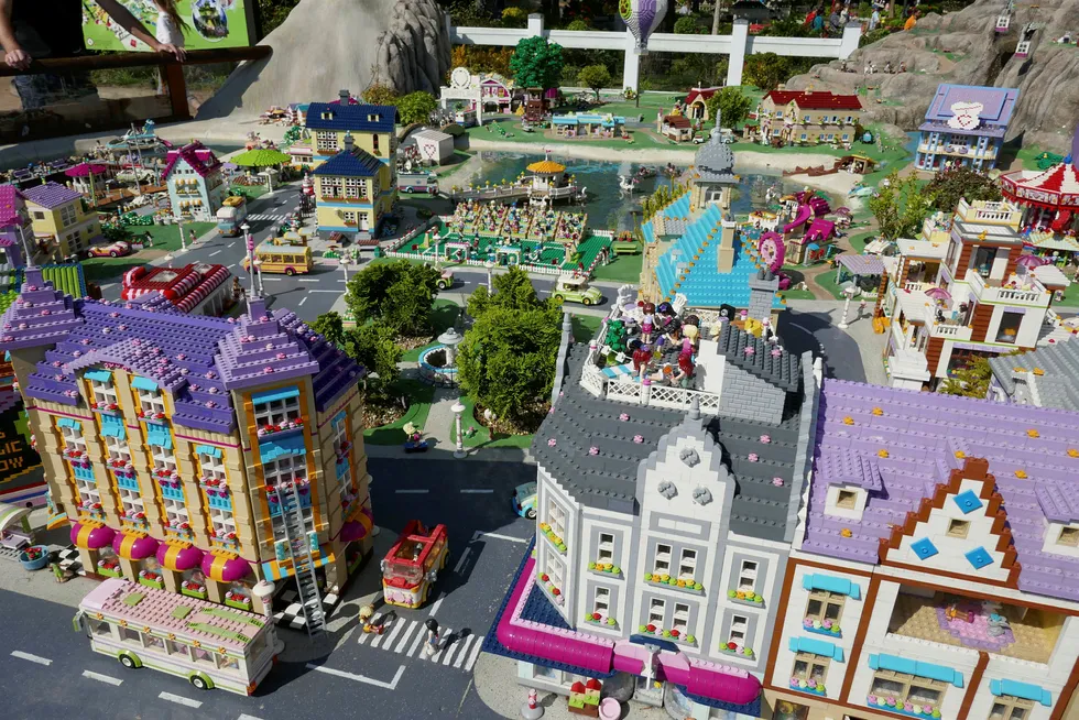 Legoland kan igjen bli helt på eid av Lego-familien Kirkbi. Bildet er fra Legoland i Billund i Danmark.