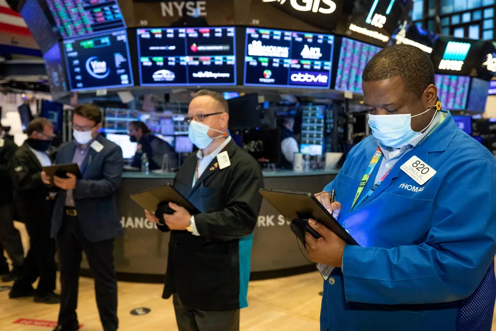 On the floor of the New York Stock Exchange, major indexes were little changed in afternoon trading as a drop in bond yields pushed down banks and energy companies.
