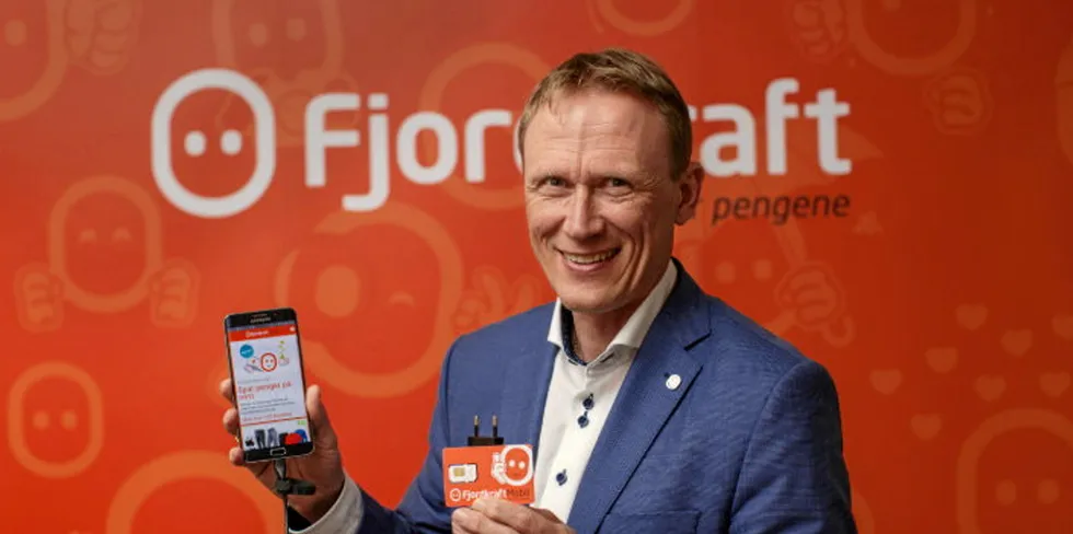 Rolf Barmen, konsernsjef i Fjordkraft, kan vise til vekst i både kundemasse og resultat for tredje kvartal.