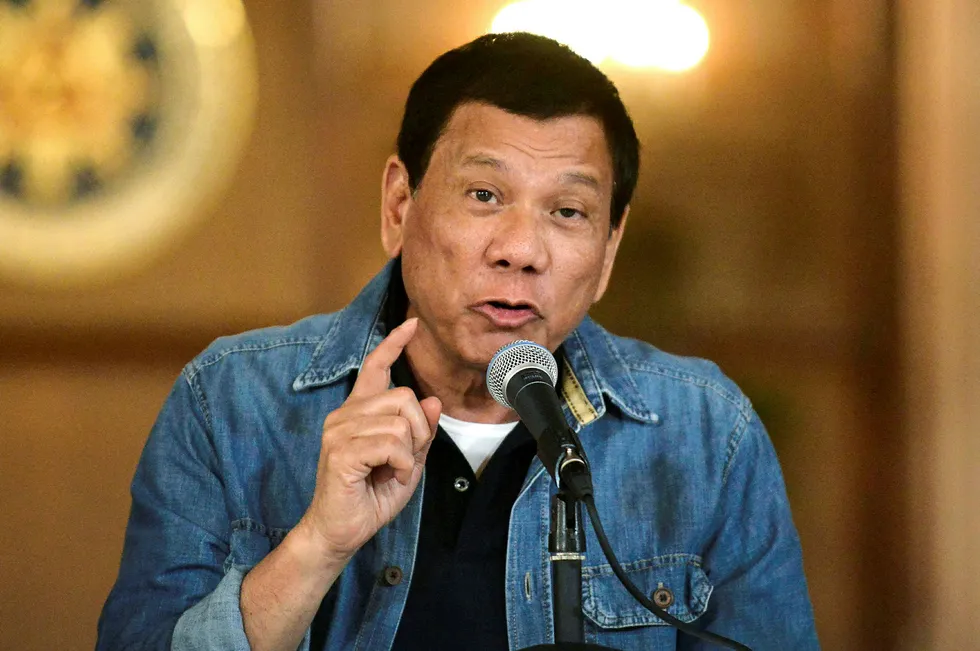 Filippinenes president Rodrigo Duterte snakker som regel rett fra levra. Foto: Ezra Acayan/Reuters/NTB Scanpix